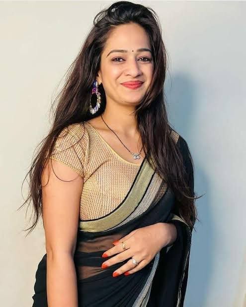 85213//78992 Call girls in Pune Division Maharashtra Escort service ge...