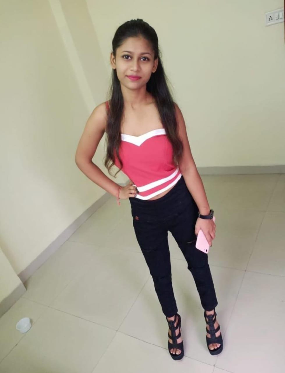 High profile independent college girl house wife aunty provide service