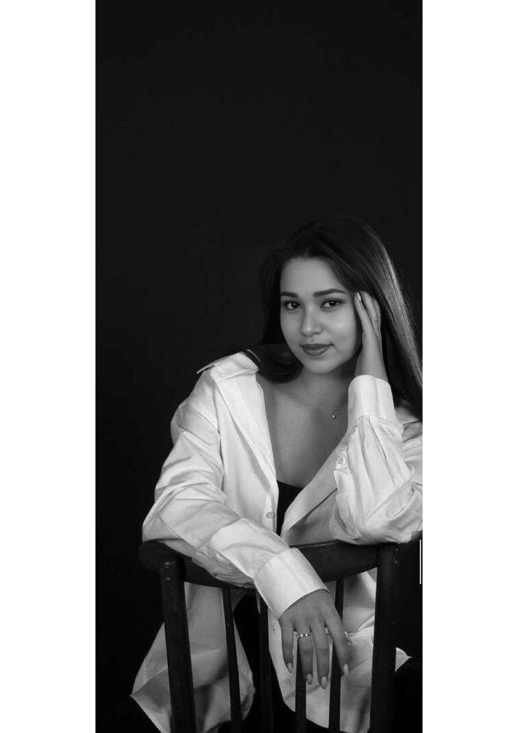 High profile independent college girl house wife aunty provide service