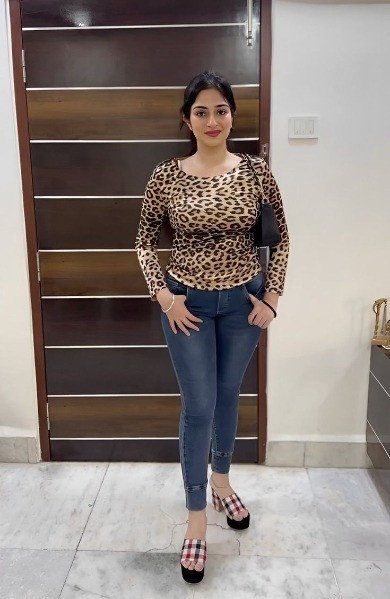 Sonam best call girl 1 hr 9002 hr 15003 hr 2500 full night 4000genuine...