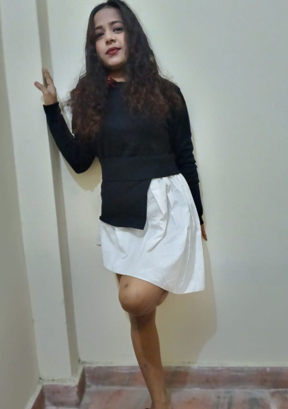 LOW PRICE 100% GENUINE SERVICE 1HR 900 2HR 1500 3HR 2500