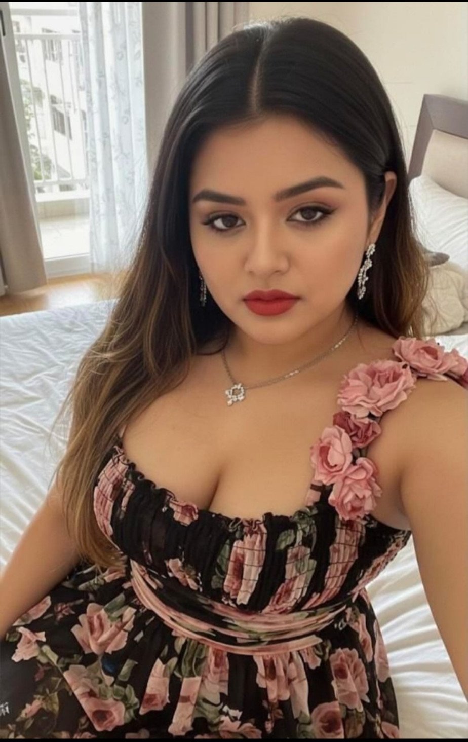 College girls available and aunty bhabhi available
