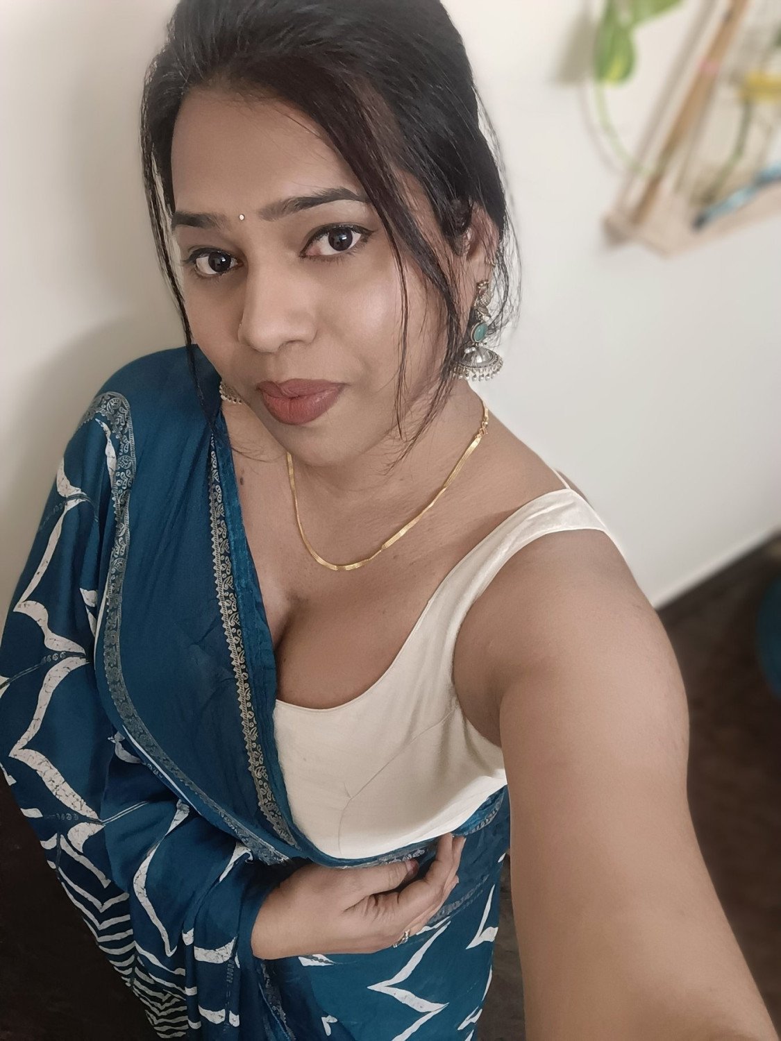 Wardha call girls low price 82350**27614 trusted service local girl co...