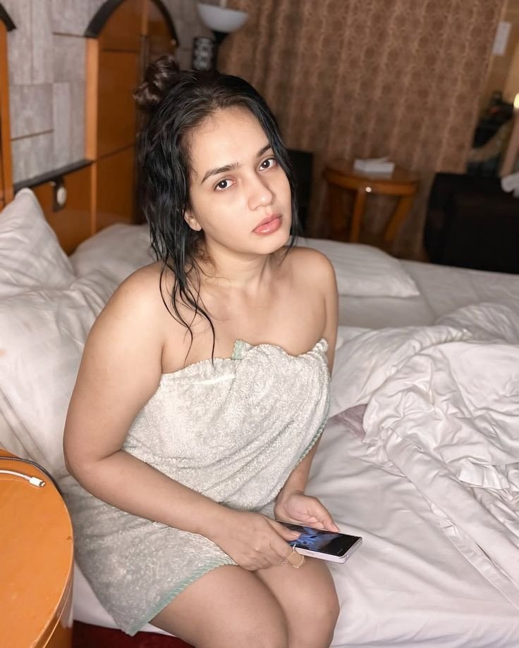 MY SELF MONIKA BEST BHABHI AUNTY COLLEGE GIRL ALL AVAILABLE