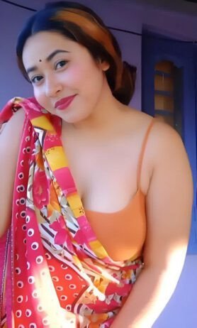 Call Girls In Chattarpur, Delhi 78272~77772 Escorts Service