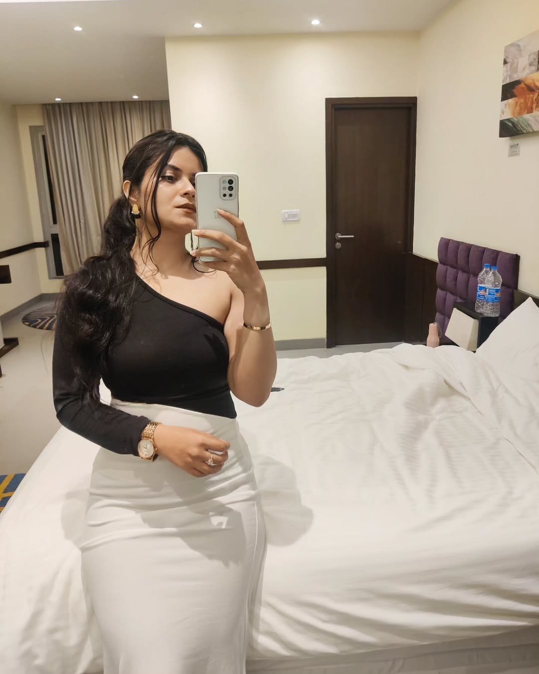 ️RUHI SHARMA full enjoy low price genuine call girls first call me ful...