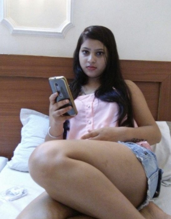 Low price call girl service 𝟗𝟗𝟑𝟒𝟖**𝟓𝟑𝟕𝟎𝟒 CALL GIRLS IN ESCORT SERVICE️...
