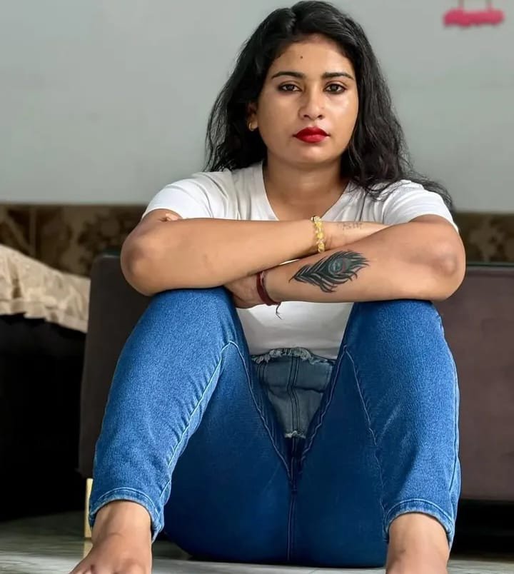 High profile independent college girl house wife aunty provide service