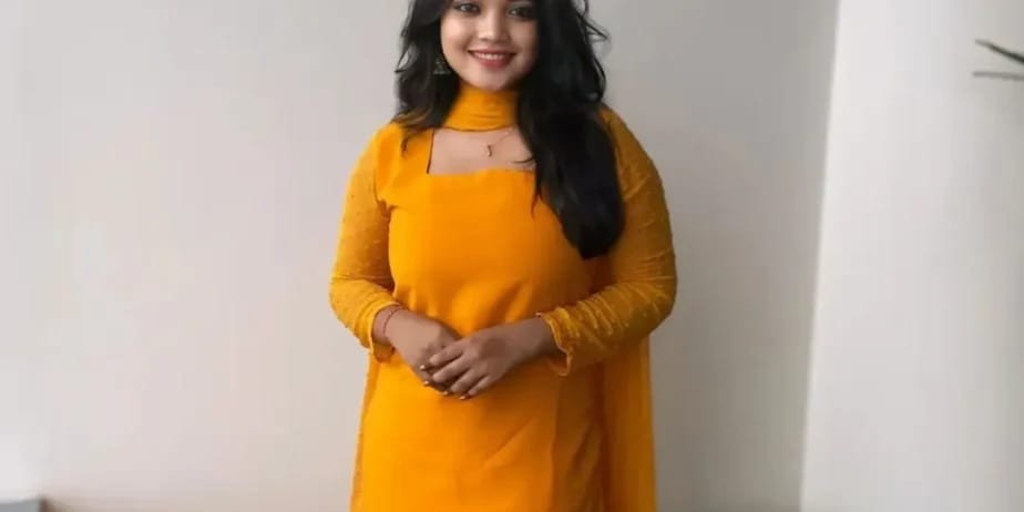 High profile independent college girl house wife aunty provide service