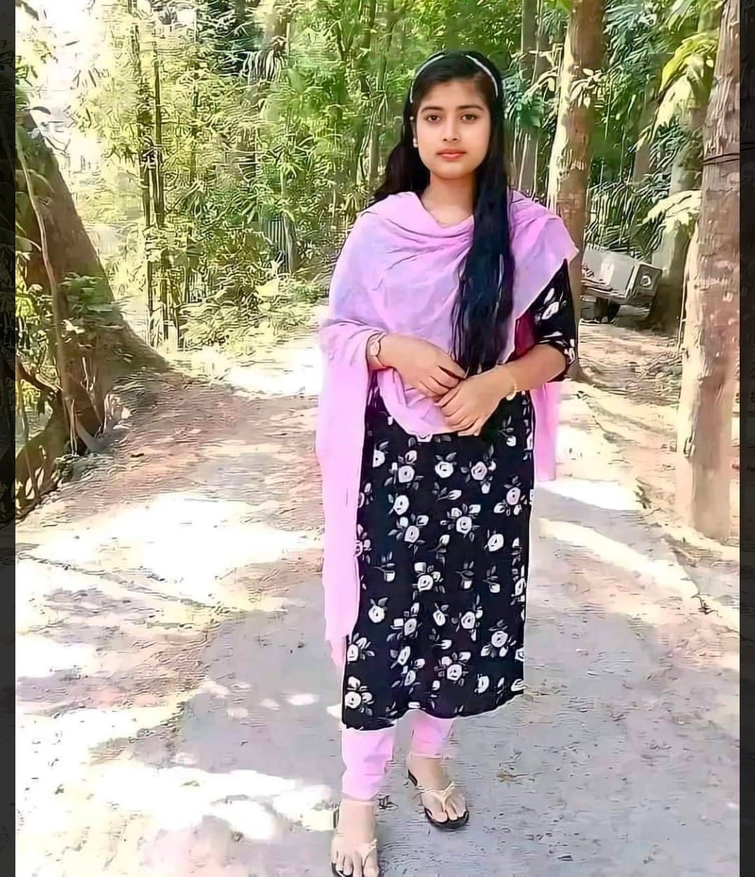 Rs 50 for photo, if you don't like it then return your account immedia...