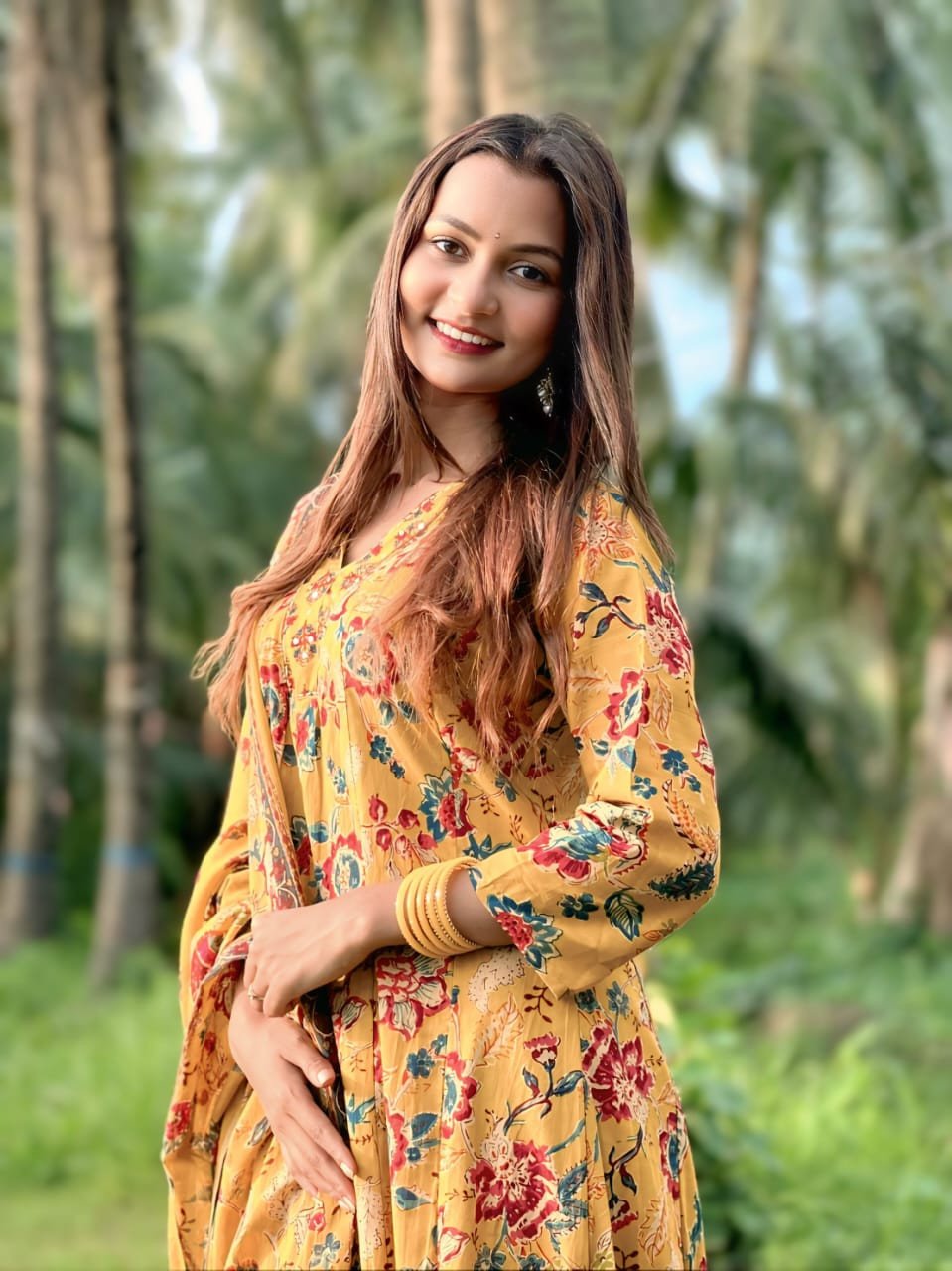 High profile independent college girl house wife aunty provide service