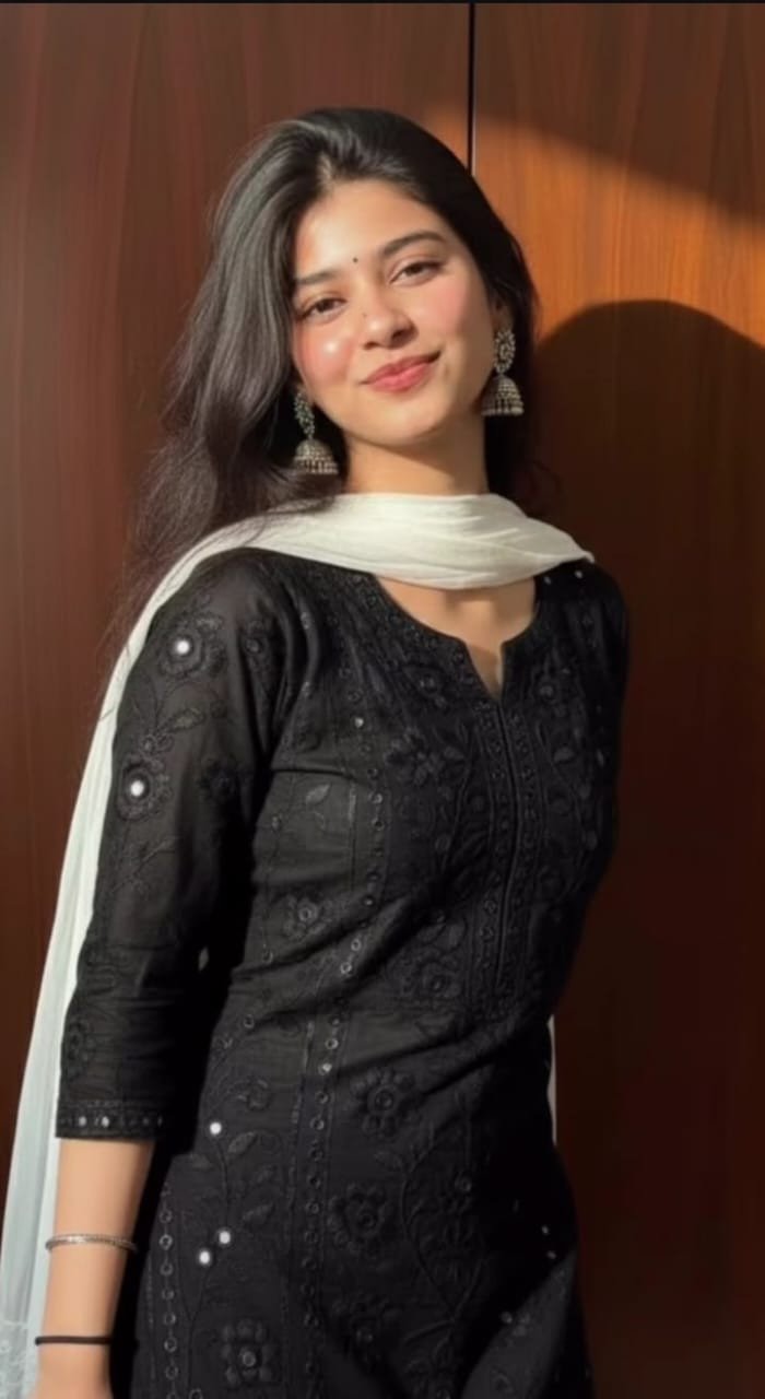 1 Hur 1500 2 Hur 2500 Full night , 4000 full day 4500 , ruhi sharma es...