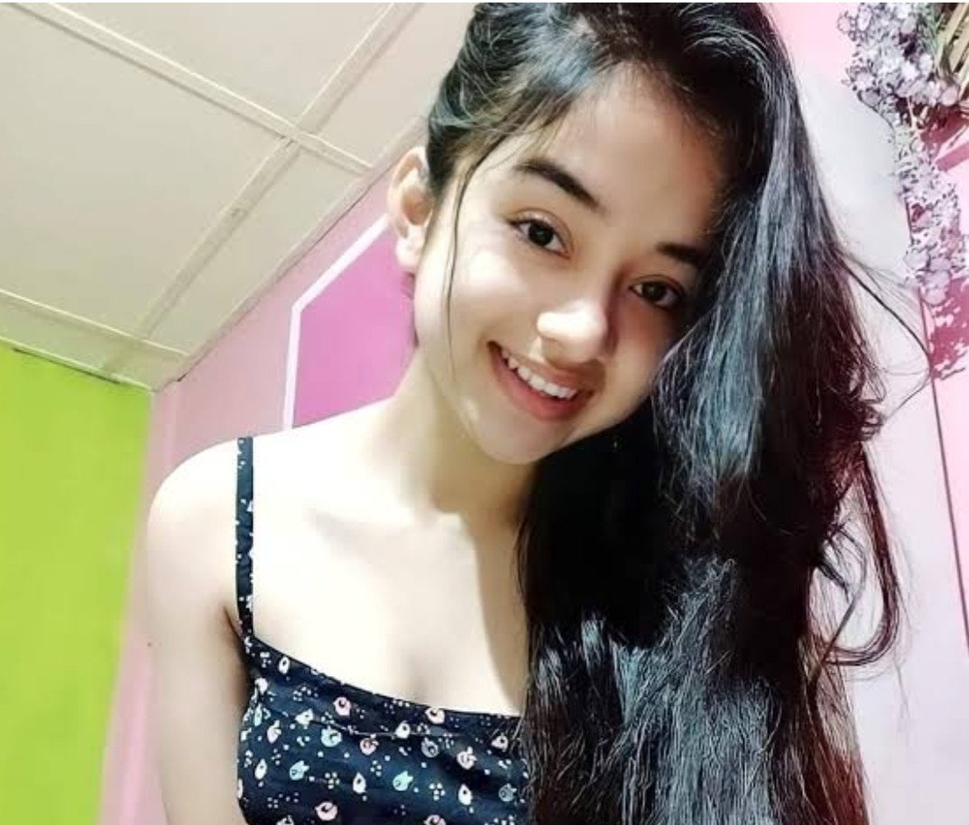 Riya :- 1 hr 1000 /-2 hr 1500 /-. 3hr 2500 /- full night 3500