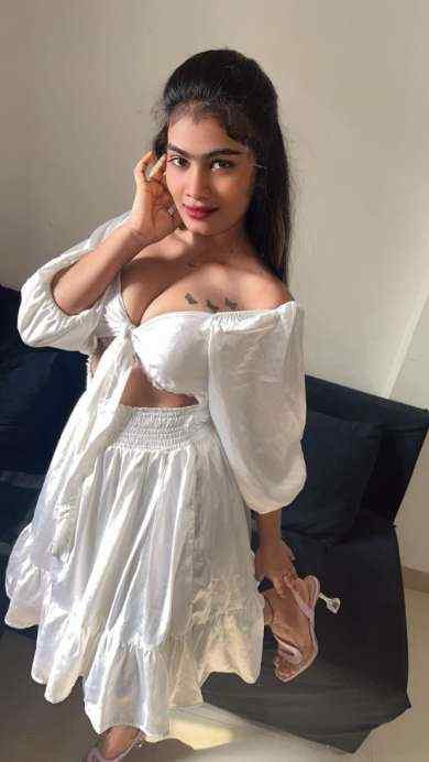 Top model college call girl service available in