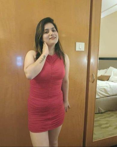 Top model college call girl service available in