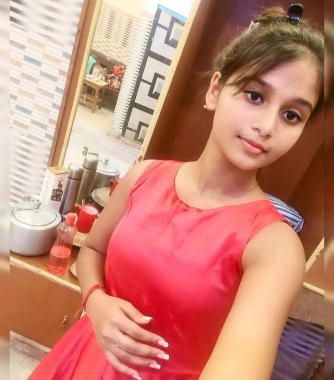 Nisha Singh Low price genuine sexy VIP call girls are provided and sec...