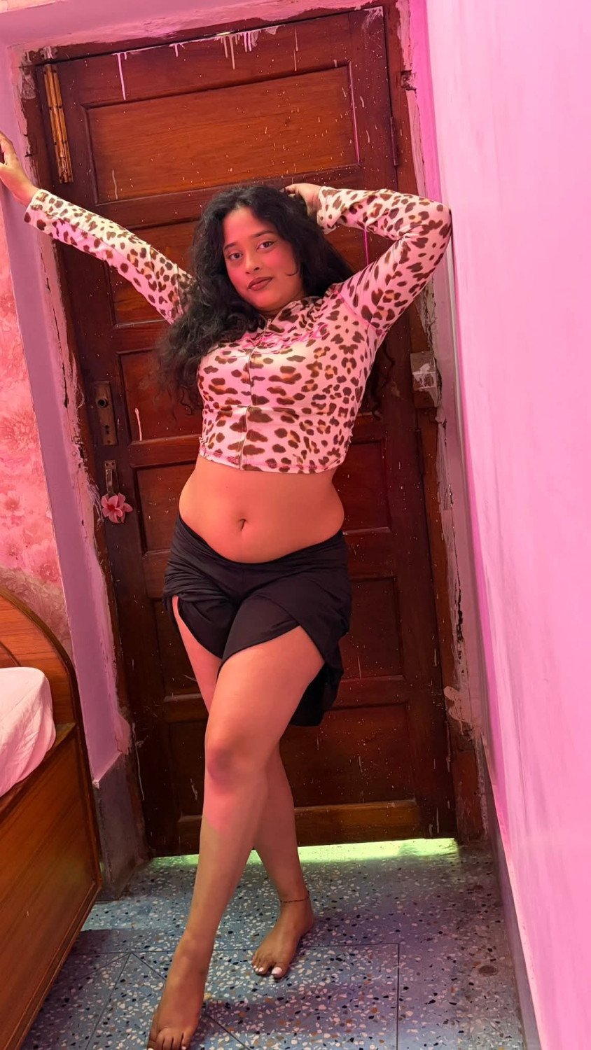 97712//94489 only phone call me escort India call girl service giunine...