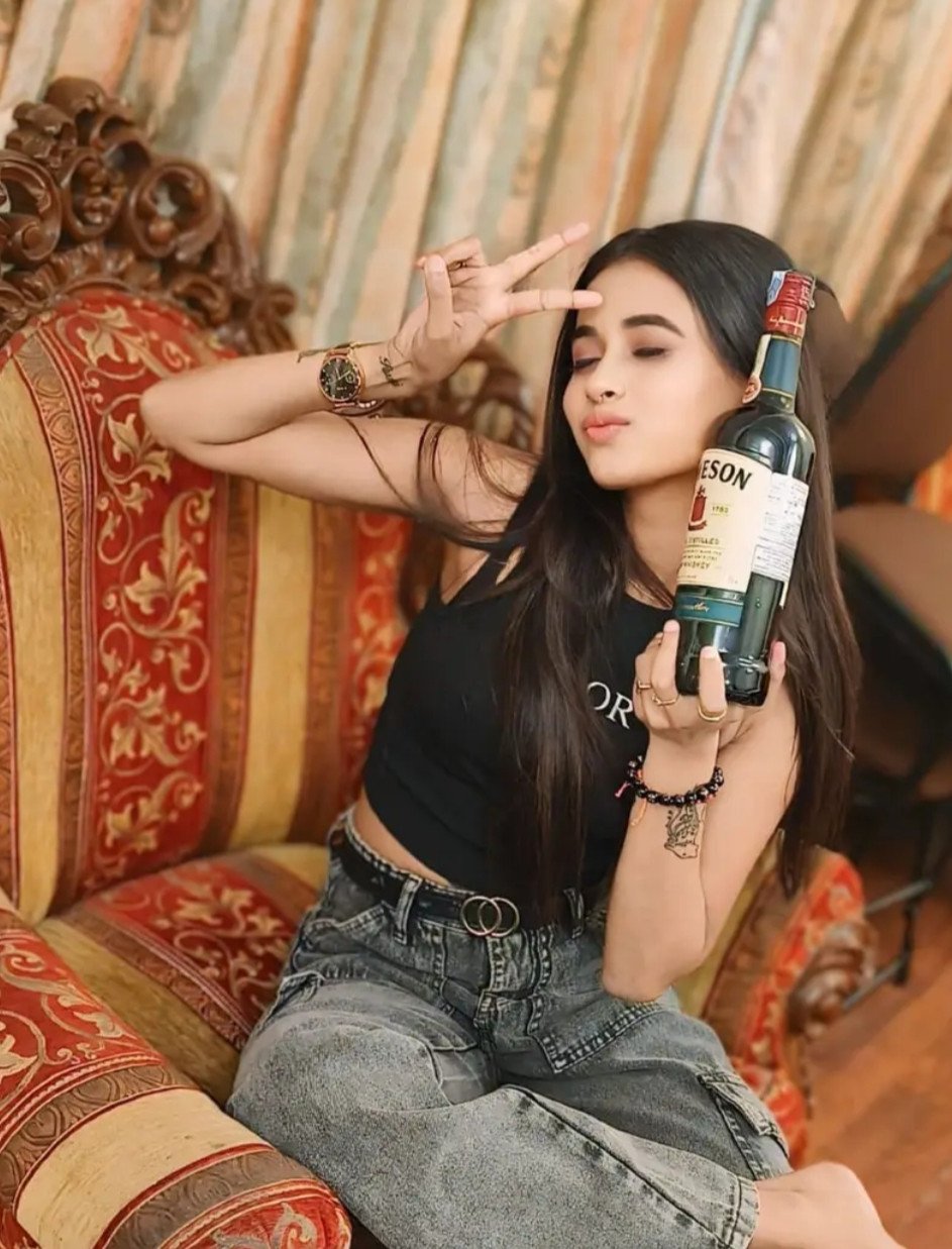 Hii sir I am kajal agarwal call girl 24 hours available full open enjo...