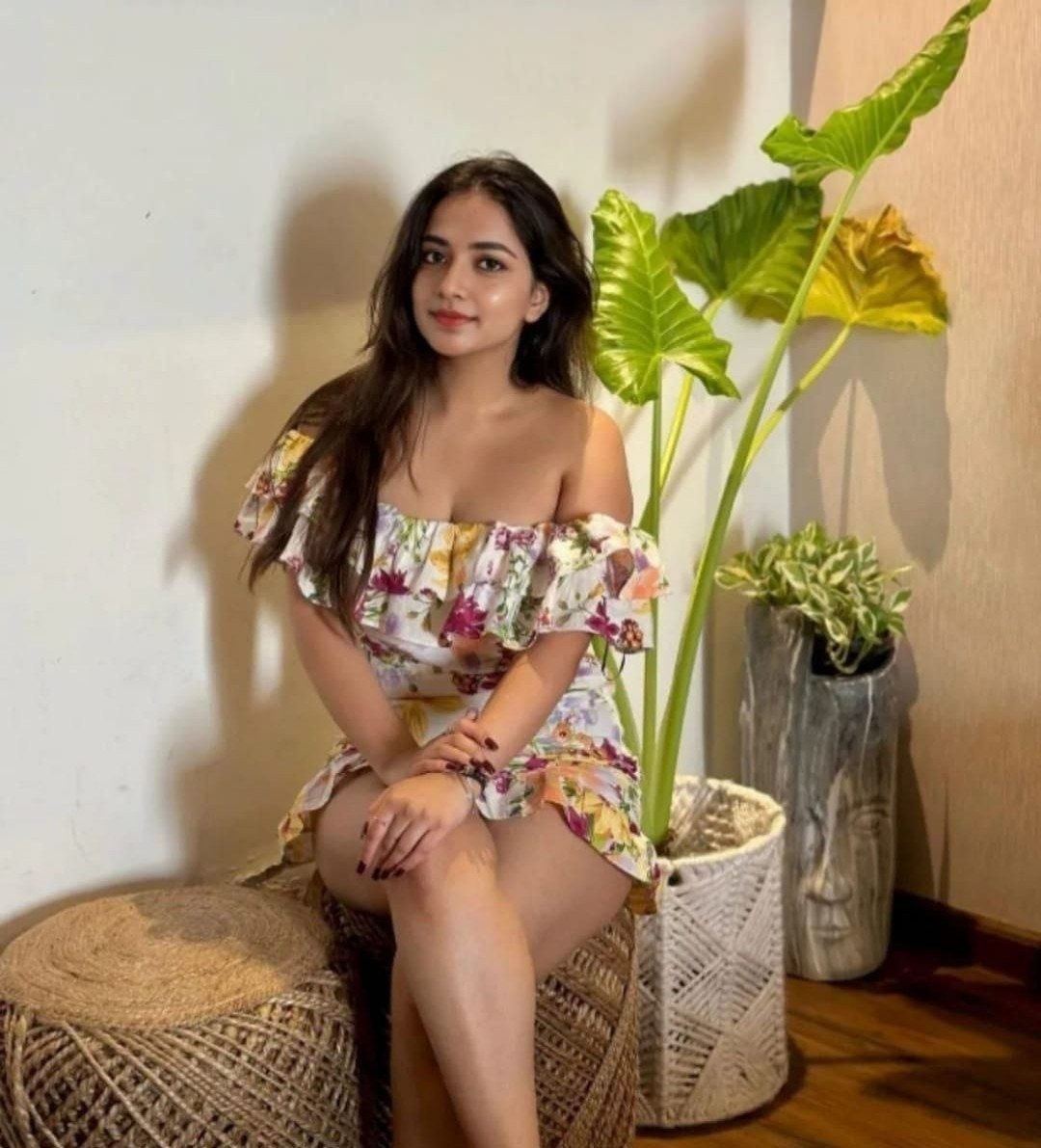 HOSKOTE _CALL ME COLLEGE GIRLS HOUSE WIFE HOTEL AND HOME SERVICE