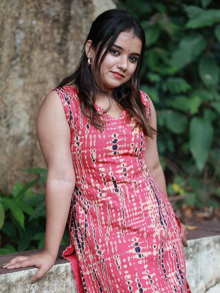 1 Hur 1500 2 Hur 2500 Full night , 4000 full day 4500 , ruhi sharma es...