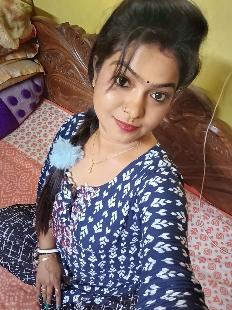 1 Hur 1500 2 Hur 2500 Full night , 4000 full day 4500 , ruhi sharma es...