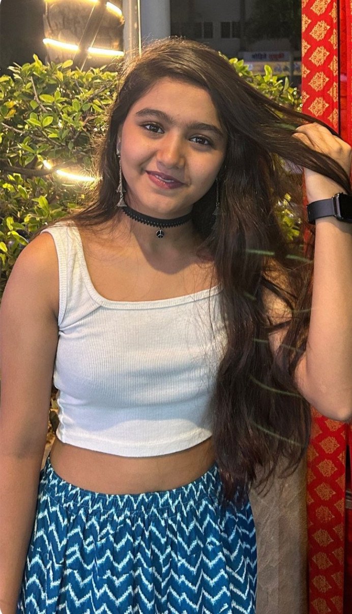 Vip kajal 1 hour 1000 2 hour 1500 3 hour 2000 Full day 3000 Full night...