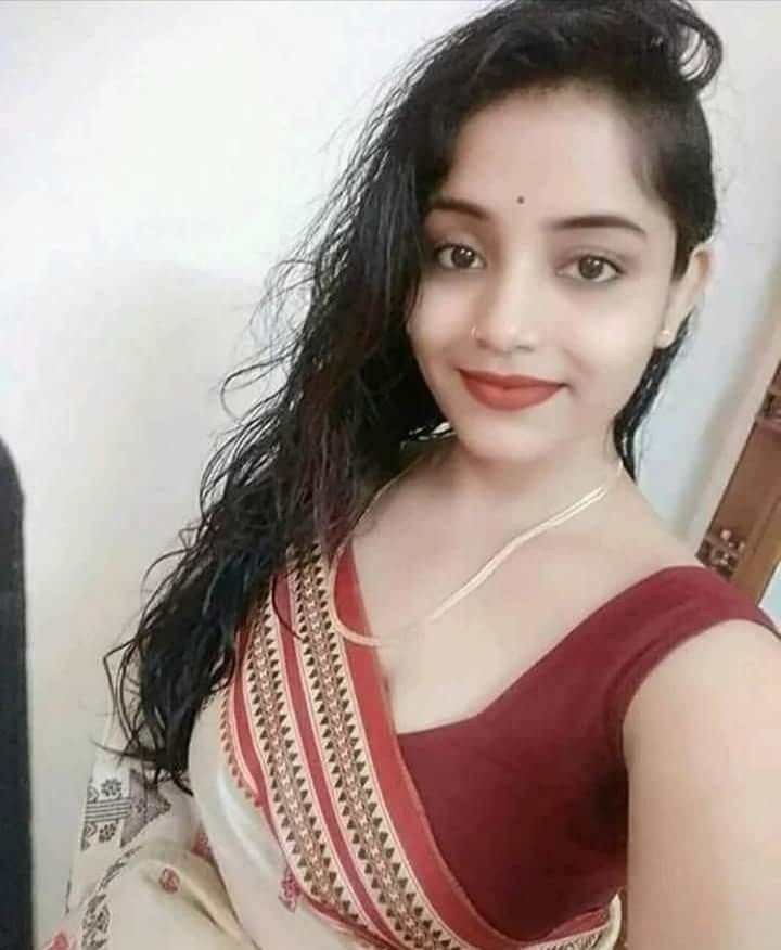 Hot sexy girl Home and hotel service available college girls and aunty...