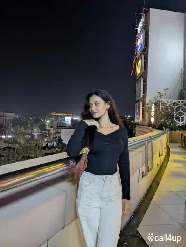 DELHI VIP LOW RATE ESCORT FULL HARD FUCK WITH NAUGHTY IF YOU WANT TO F...