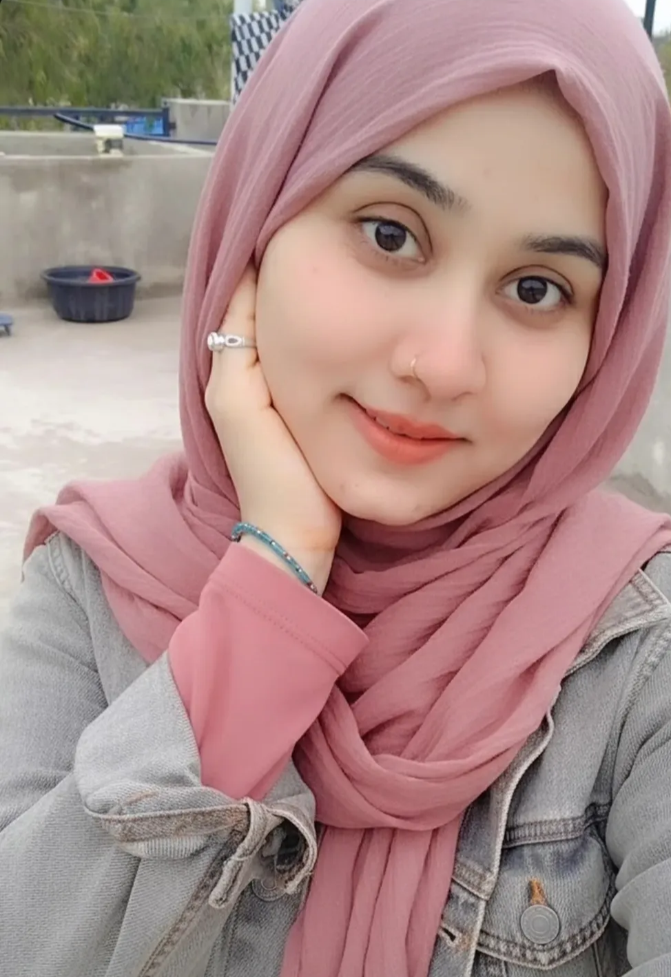 Call me Mahi shrama real meet college girl bhabhi aunty home service h...