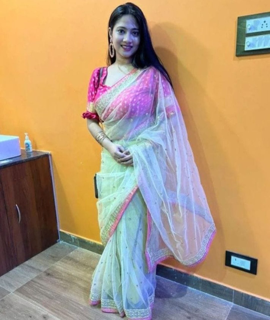 𝐕𝐈𝐏 1 𝐇𝐎𝐔𝐑 900 2 𝐇𝐎𝐔𝐑 1500 𝐅𝐔𝐋𝐋 𝐍𝐈𝐆𝐇𝐓 ️𝐃𝐀𝐘 3000 𝐋𝐎𝐖 𝐏𝐑𝐈𝐂𝐄