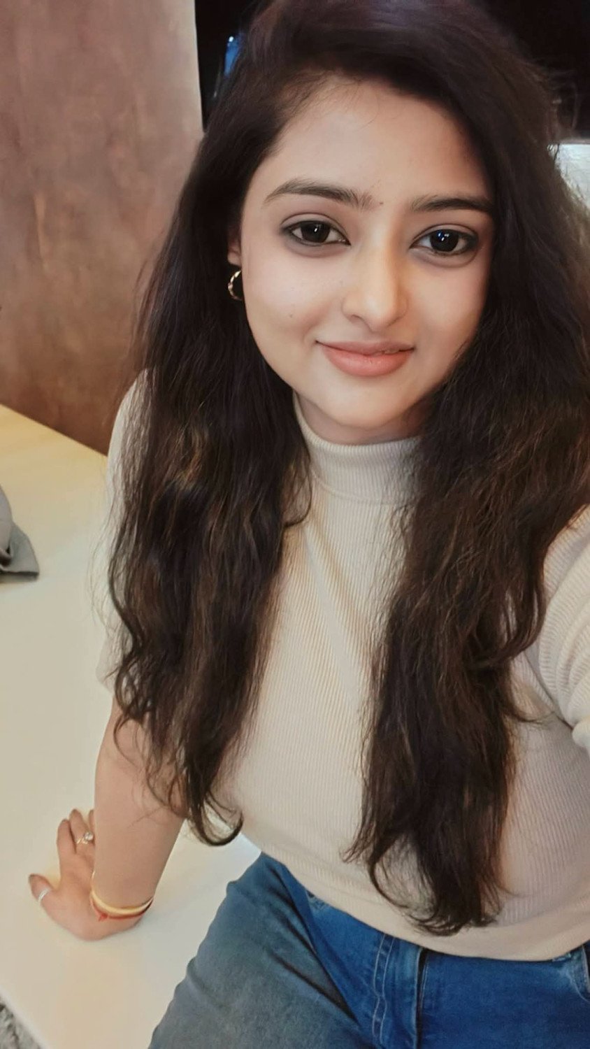 1 hr  1000 /- . 2 hr  1500 /- . 3 hr  2000 /- . 4 hr  2500 /-  full ni...