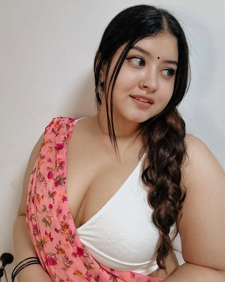 Home service available 24 hour  All over vip star category Hotel outca...