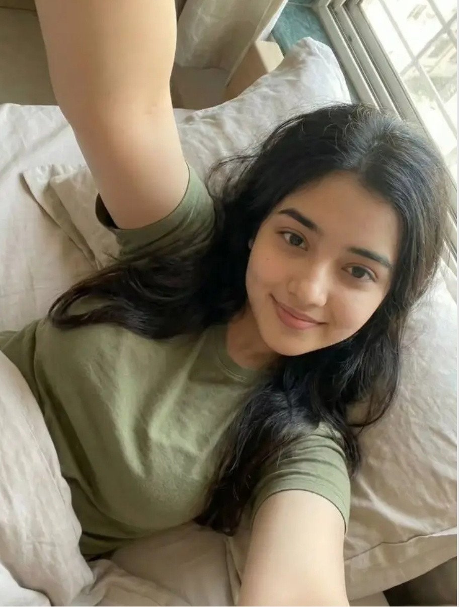 High profile independent college girl house wife aunty provide service