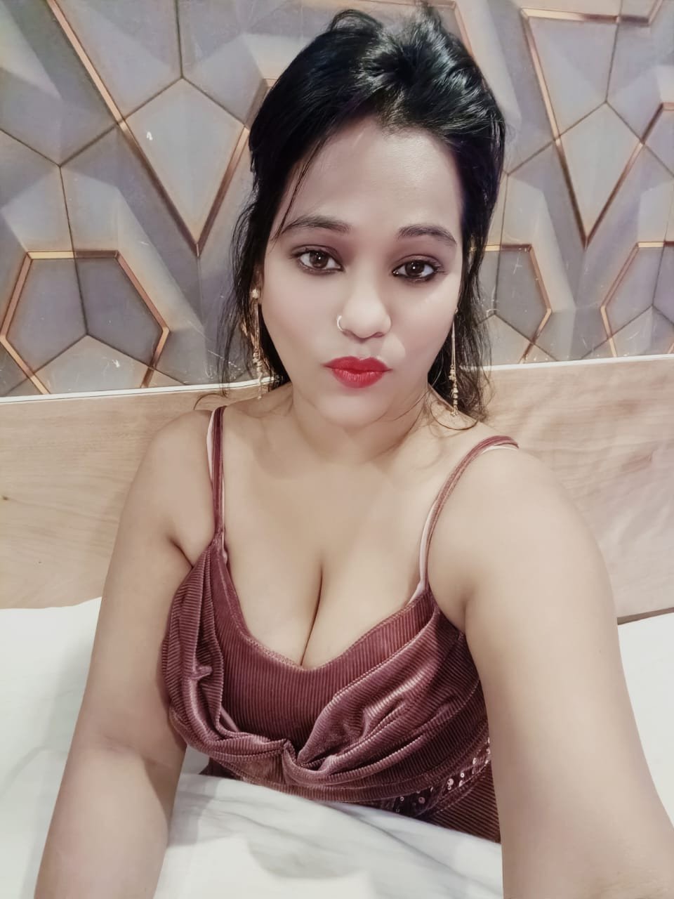 Short Time and Full Time Service Available.  Hygienic Full A.c Neat &...
