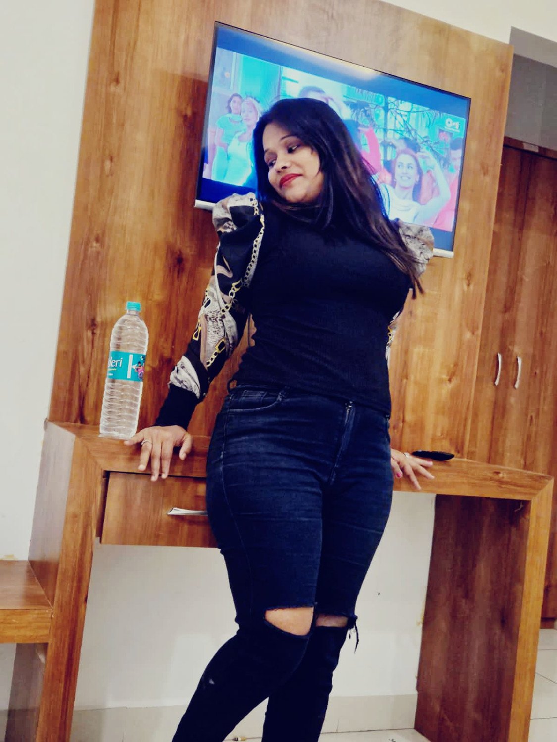 Short Time and Full Time Service Available.  Hygienic Full A.c Neat &...