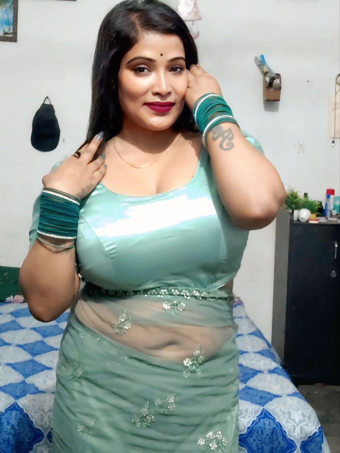 Puja high profile genuine service in Mumbai