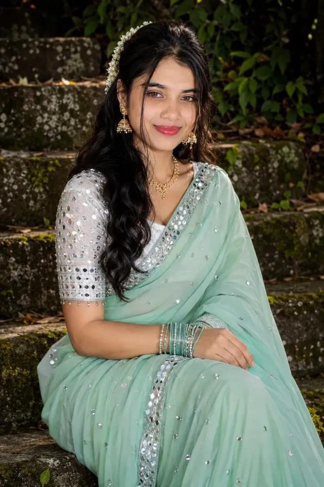 Sonali,,,,Patel 1hr 900 2hr 1500 3hr 2000 full night 3000 full satisfi...