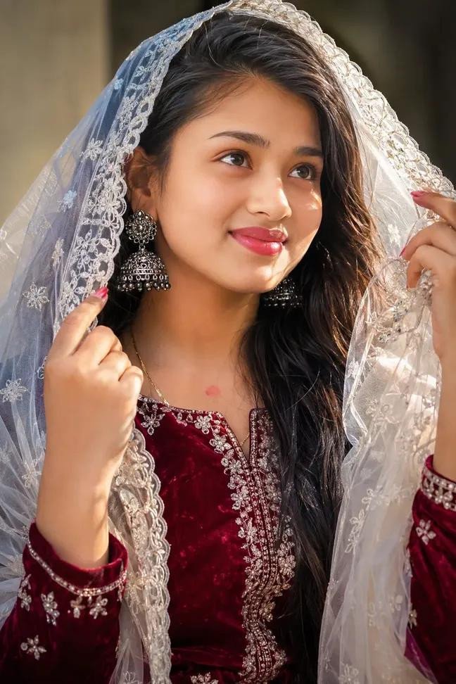 Sonali,,,,Patel 1hr 900 2hr 1500 3hr 2000 full night 3000 full satisfi...