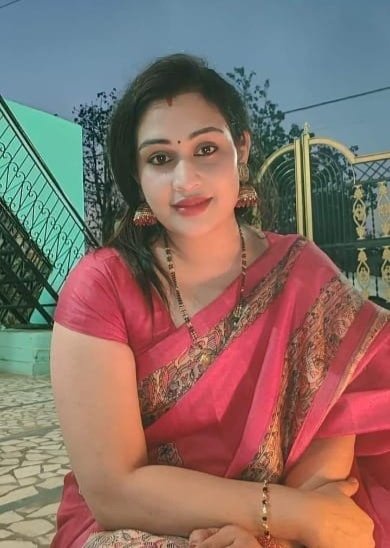 Real meet high profile collage girl and aunty available