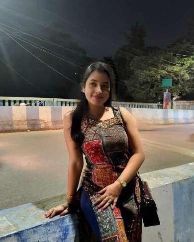 Best low price call me hotel service on service any time 24 ho