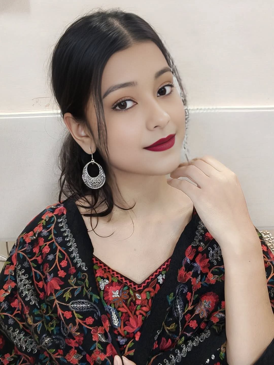 Wardha Call GIRL ️ 𝟵𝟮𝟳𝟵𝟴𝟲𝟴𝟳𝟱𝟯 ️CALL GIRLS IN️ESCORT SERVICE