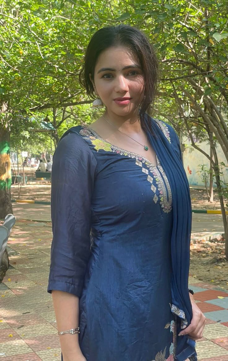 IGATPURI CALL GIRL 𝟵𝟬𝟬𝟲𝟭𝟵𝟮𝟰𝟳𝟮 GENUINE SARVICE AVAILABLE