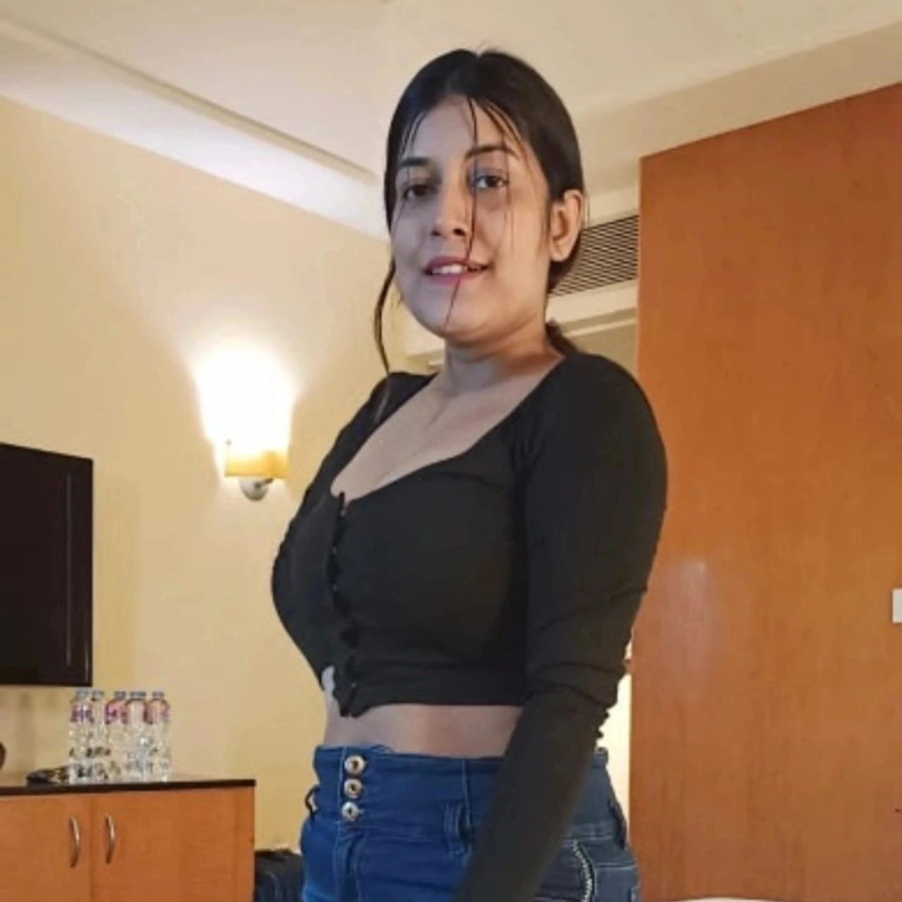 Sonali,,,,Patel 1hr 900 2hr 1500 3hr 2000 full night 3000 full satisfi...