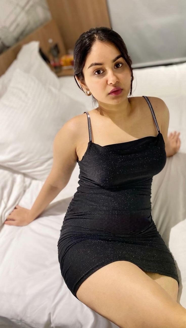 Real meet high profile collage girl and aunty available