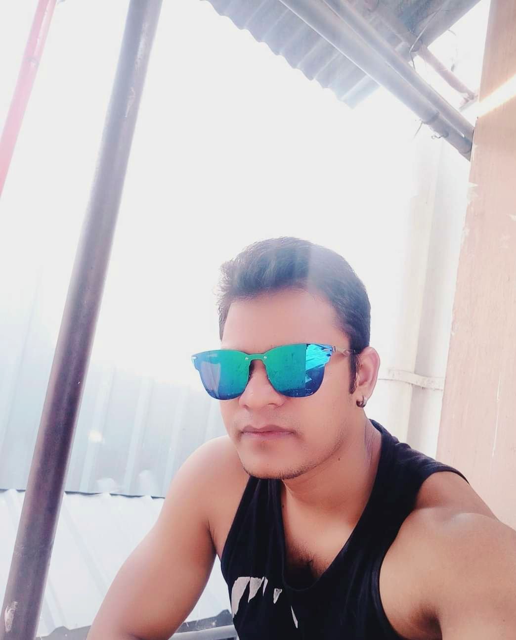 I'M MALE ESCORT'S BOY