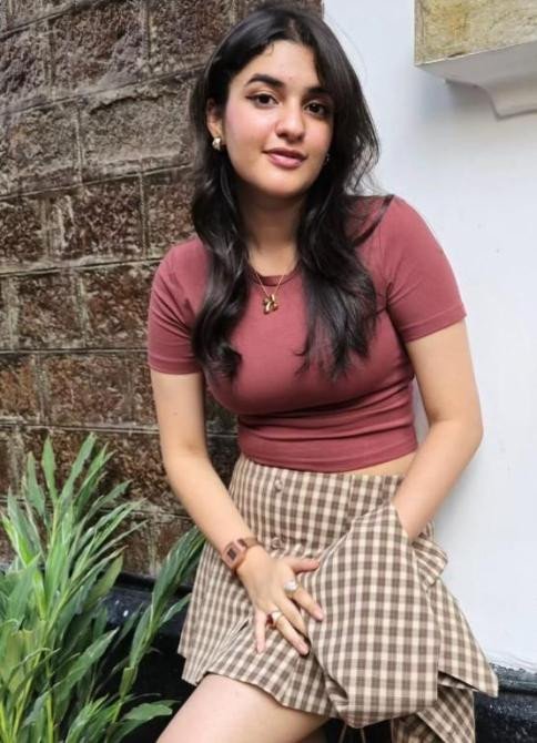 Hii sir low price vip model full satisfied and trusted service availab...