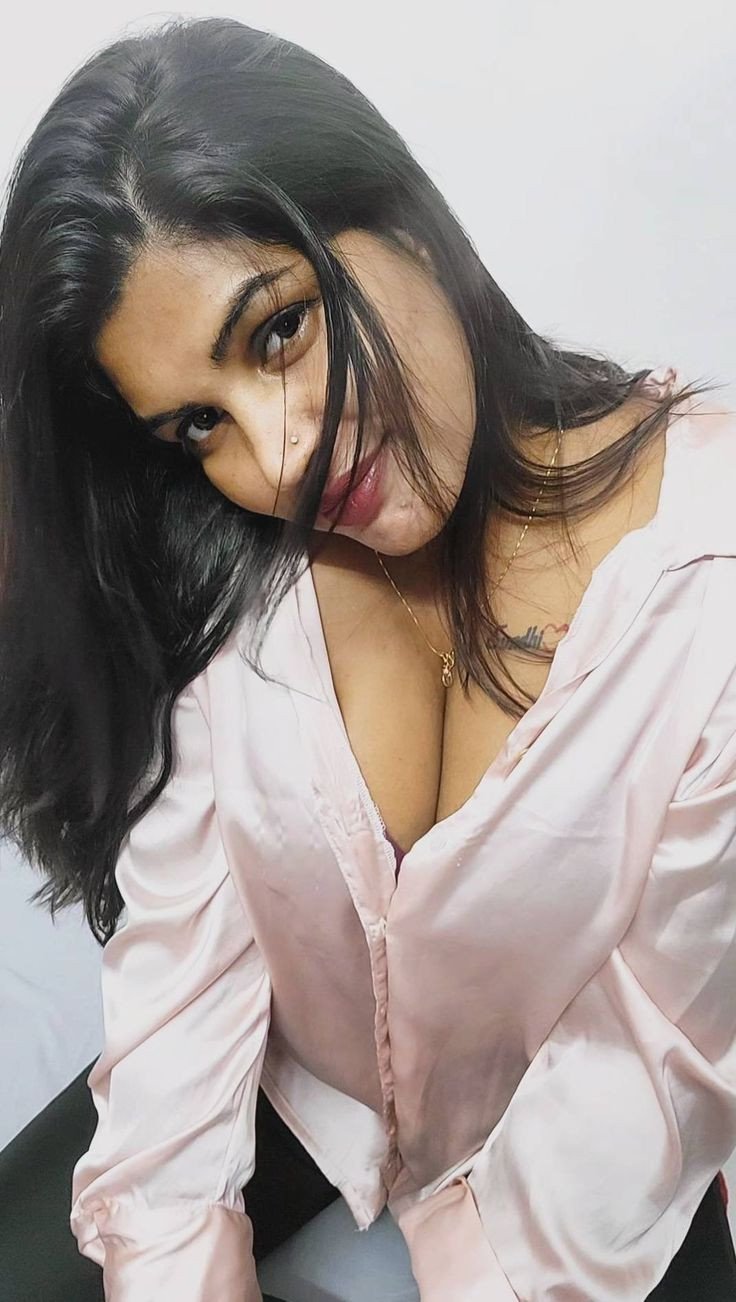 agra-high-profiles-model-college-girl-available-call-me
