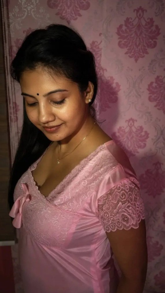 Priya Gupta Cash on the payment available girls okay ji.