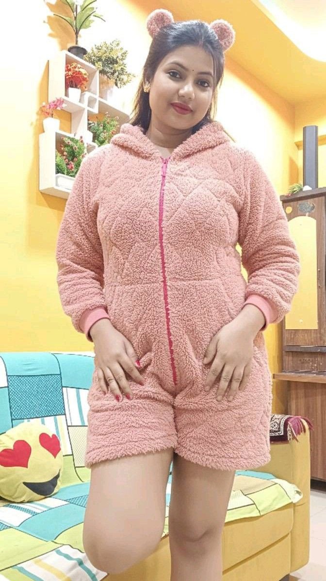 1 hour1000 2 hour2000 3 hour 2500 Full day 4000 Full night 4500Ho