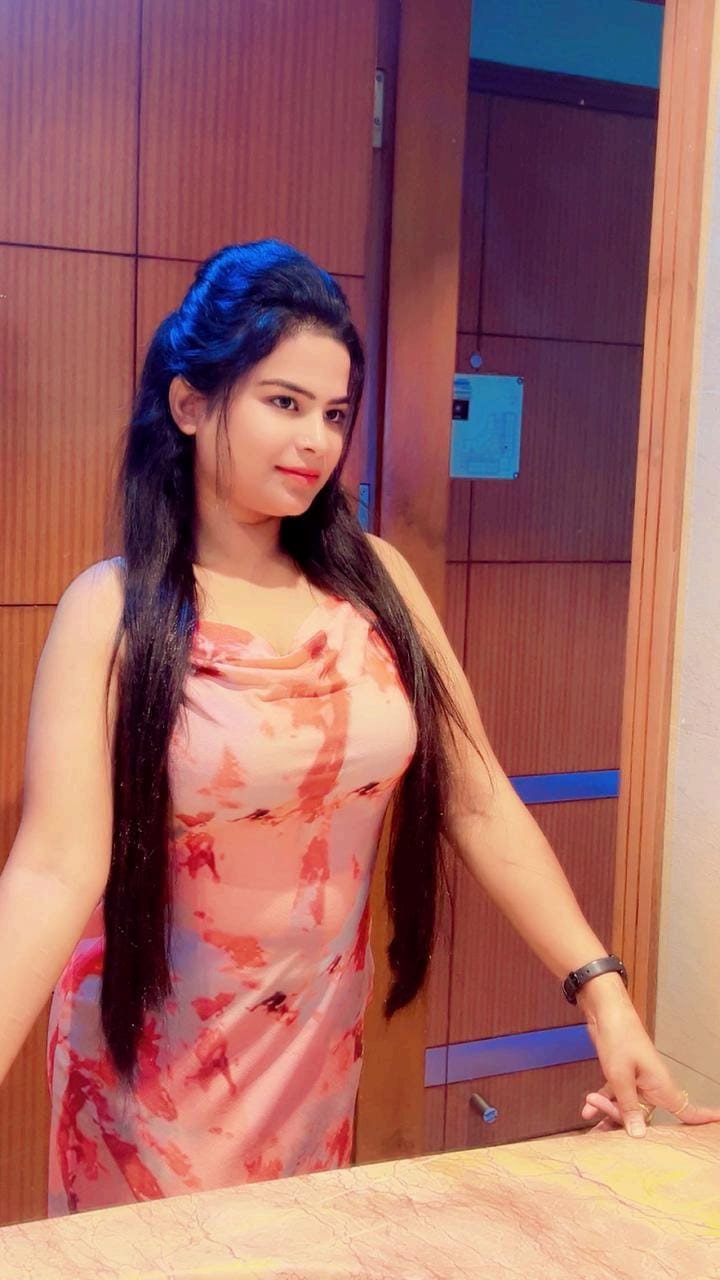 Solapur full service full enjoy college girls bhabhi real service hote...